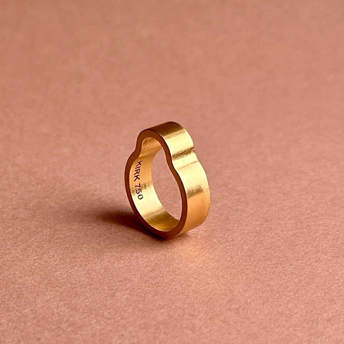 PÆRE ring big