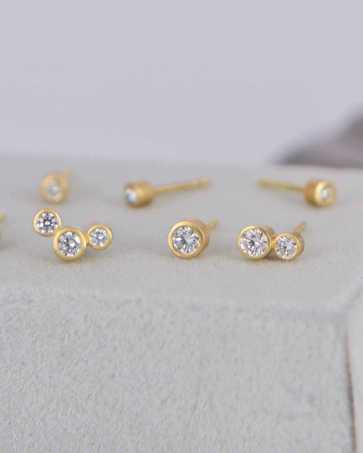 DIAMANT ØRESTIK DELUXE – 18 KT.
