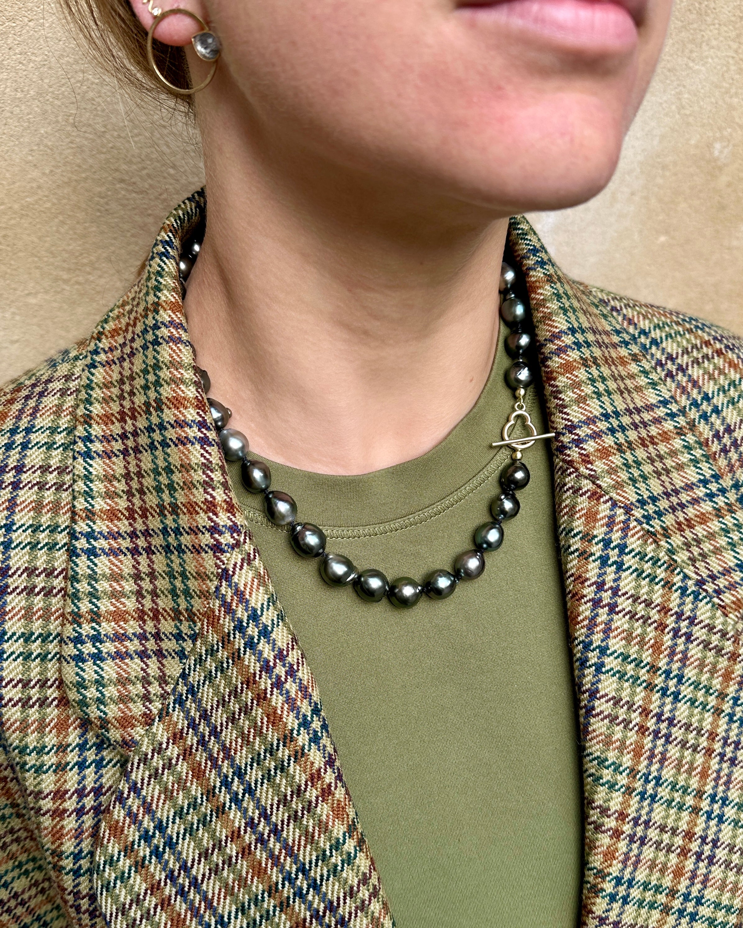 14 kt - Tahiti perler kæde med Champagnebobler & pærelås 49 cm