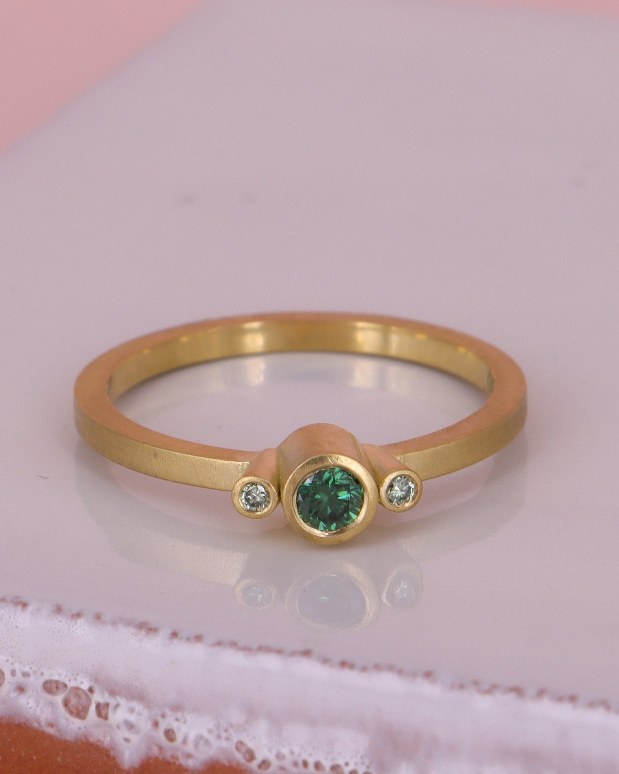 18 kt EMMA No.6 - 0,12 ct.