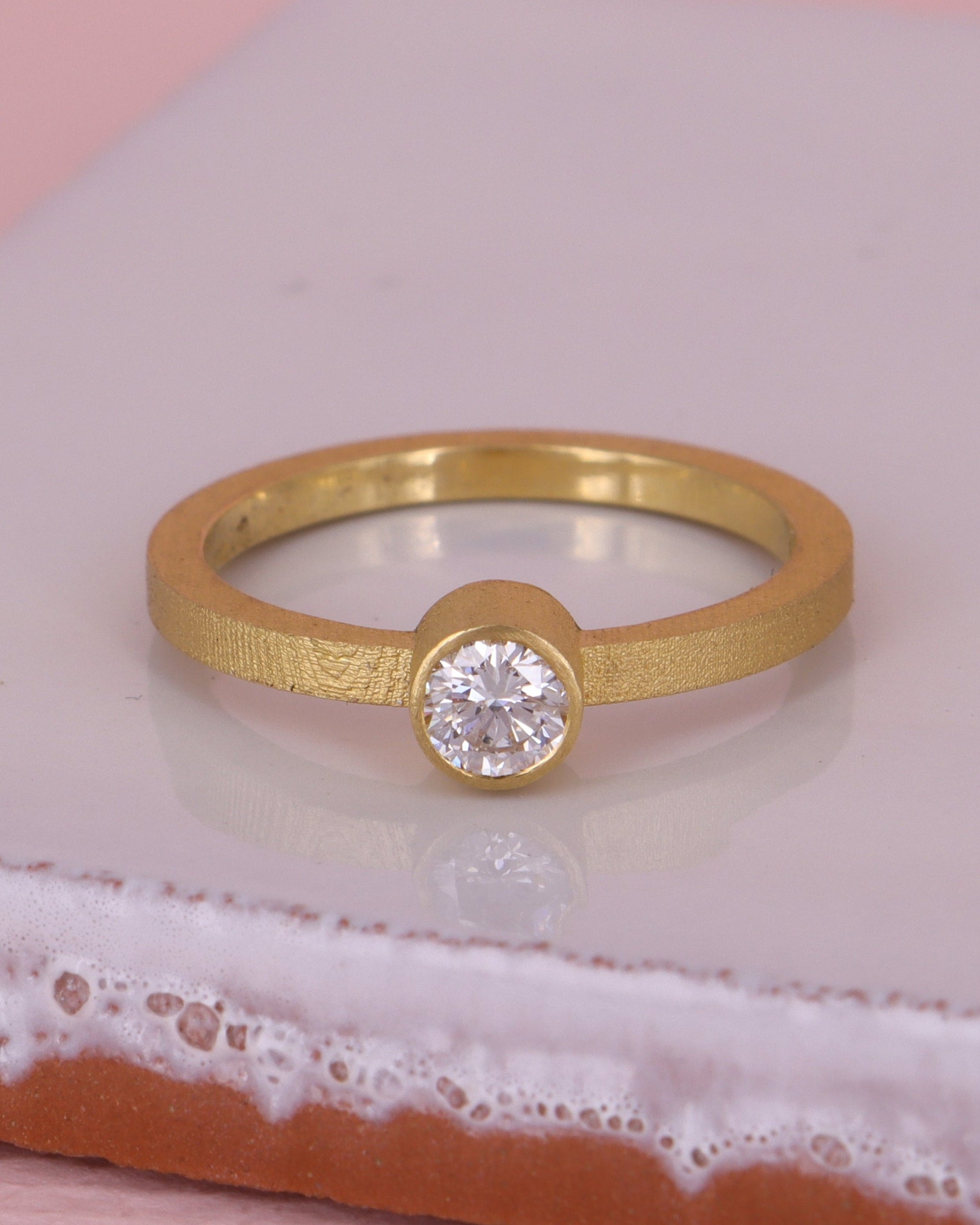 18 kt. - Deluxe ring No.1 - Guldsmedens diamanter - 0,30 ct.