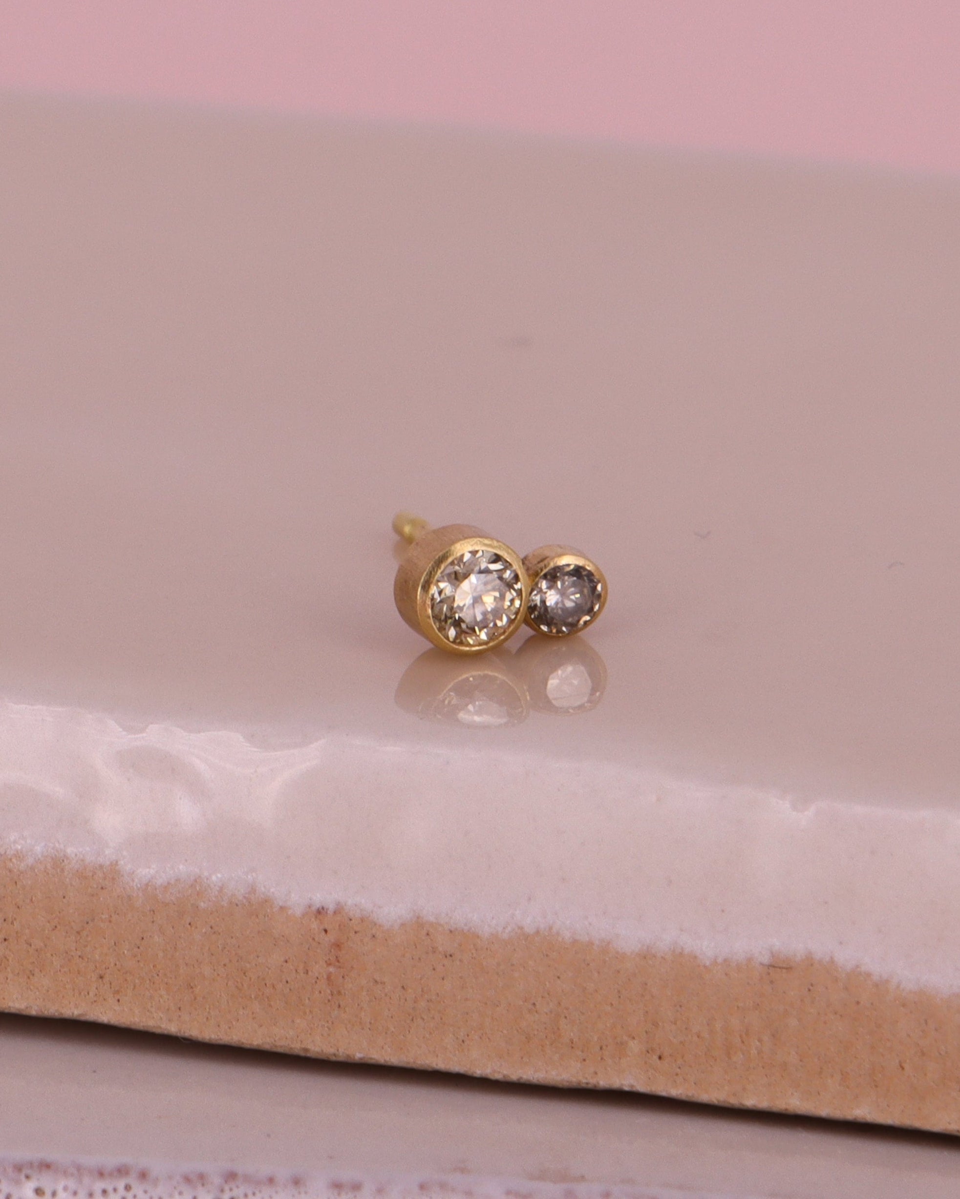 Diamant Ørestik No.15 - 18 kt