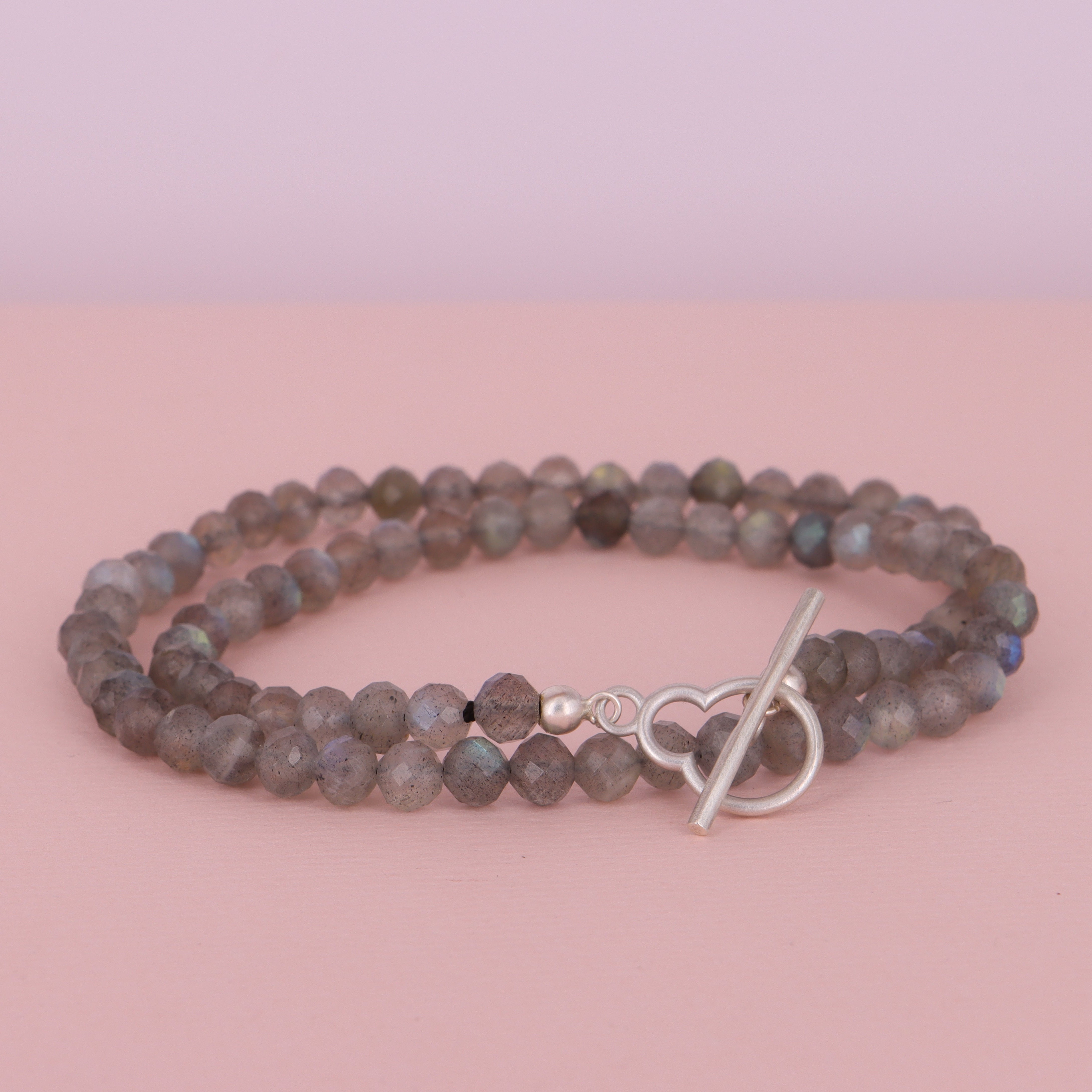 Sølv eller 14 kt pærelås med labradorit kæde 45 cm.