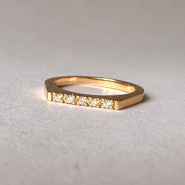 18 kt. guldring - Made to ordre - Paris med 5 diamanter small