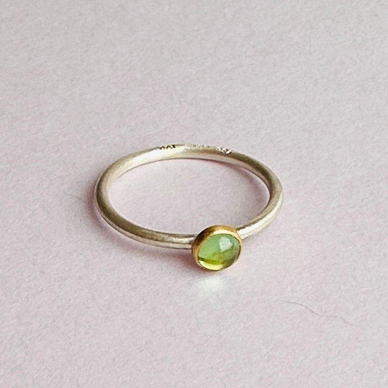 Palette ring med grøn Tumalin.