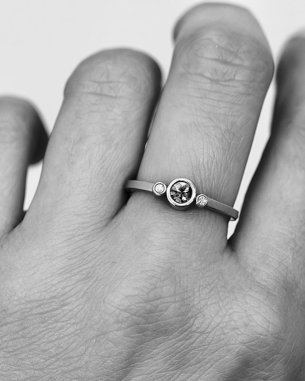 18 kt EMMA No.6 - 0,12 ct.
