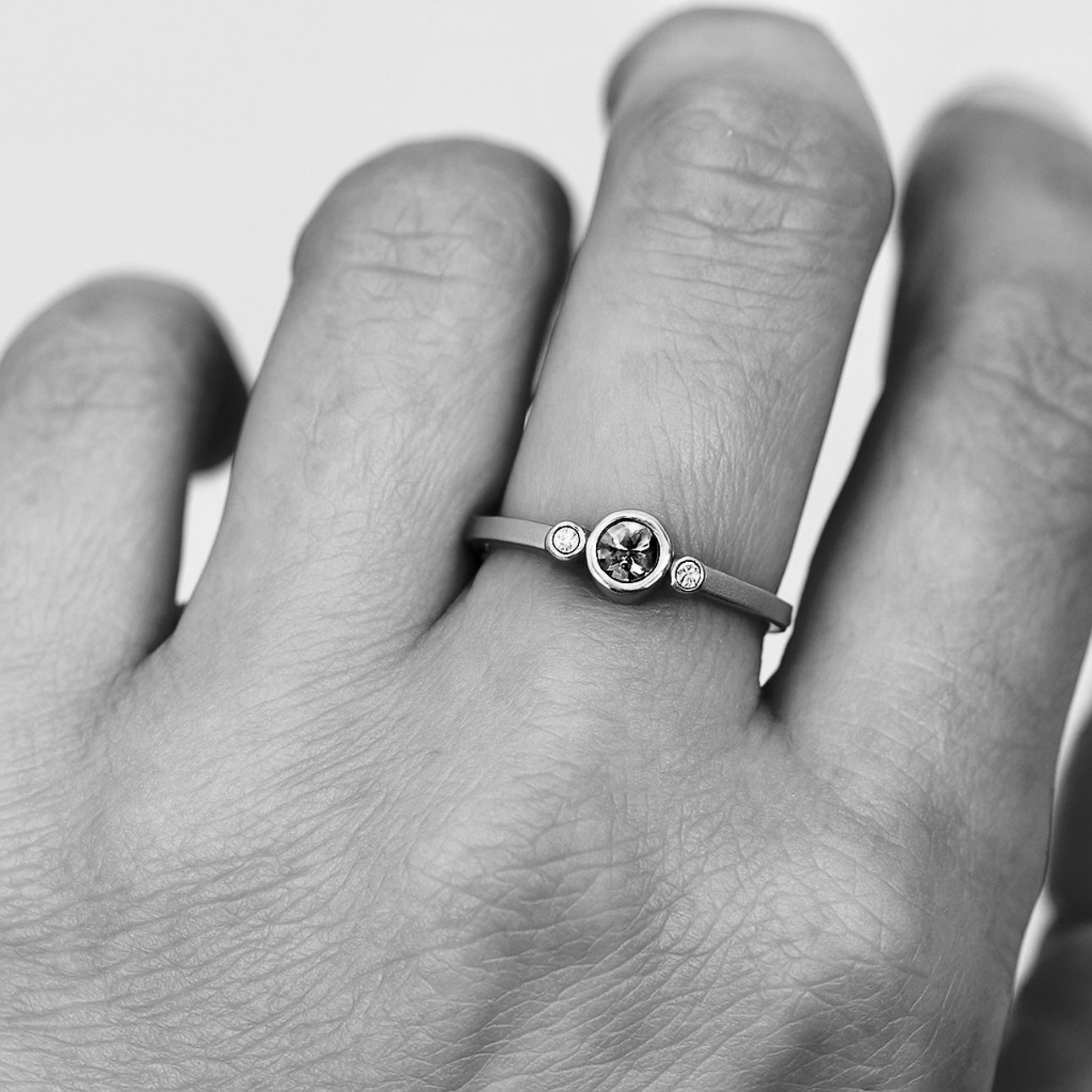 18 kt EMMA No.6 - 0,12 ct.