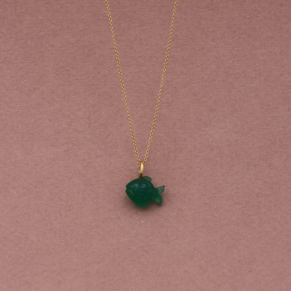 18 kt. No.1 fisk lys grøn onyx. Mini