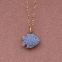 Indlæs billede til gallerivisning 18 kt. No.19 fisk blå opal. Mellem
