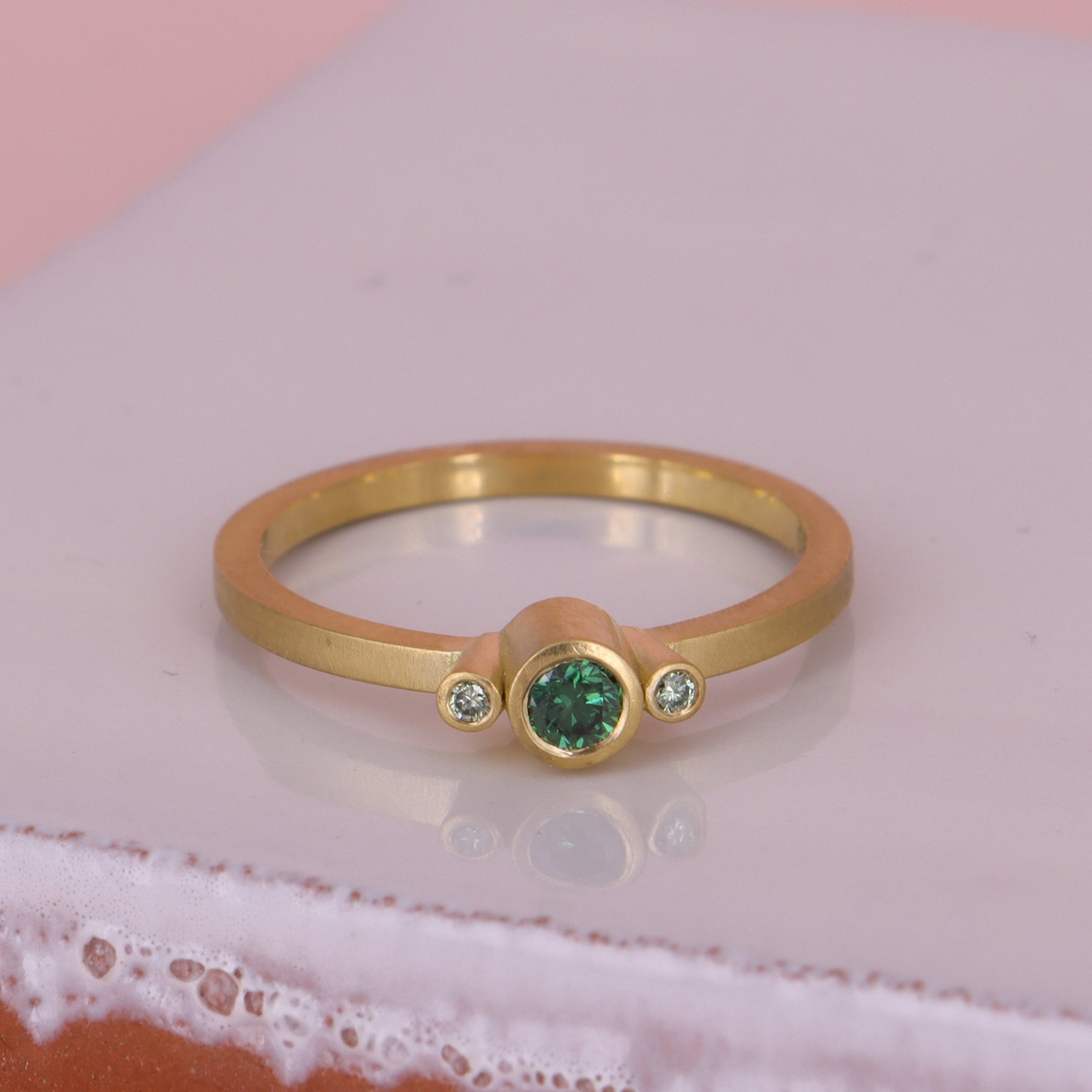 18 kt EMMA No.6 - 0,12 ct.