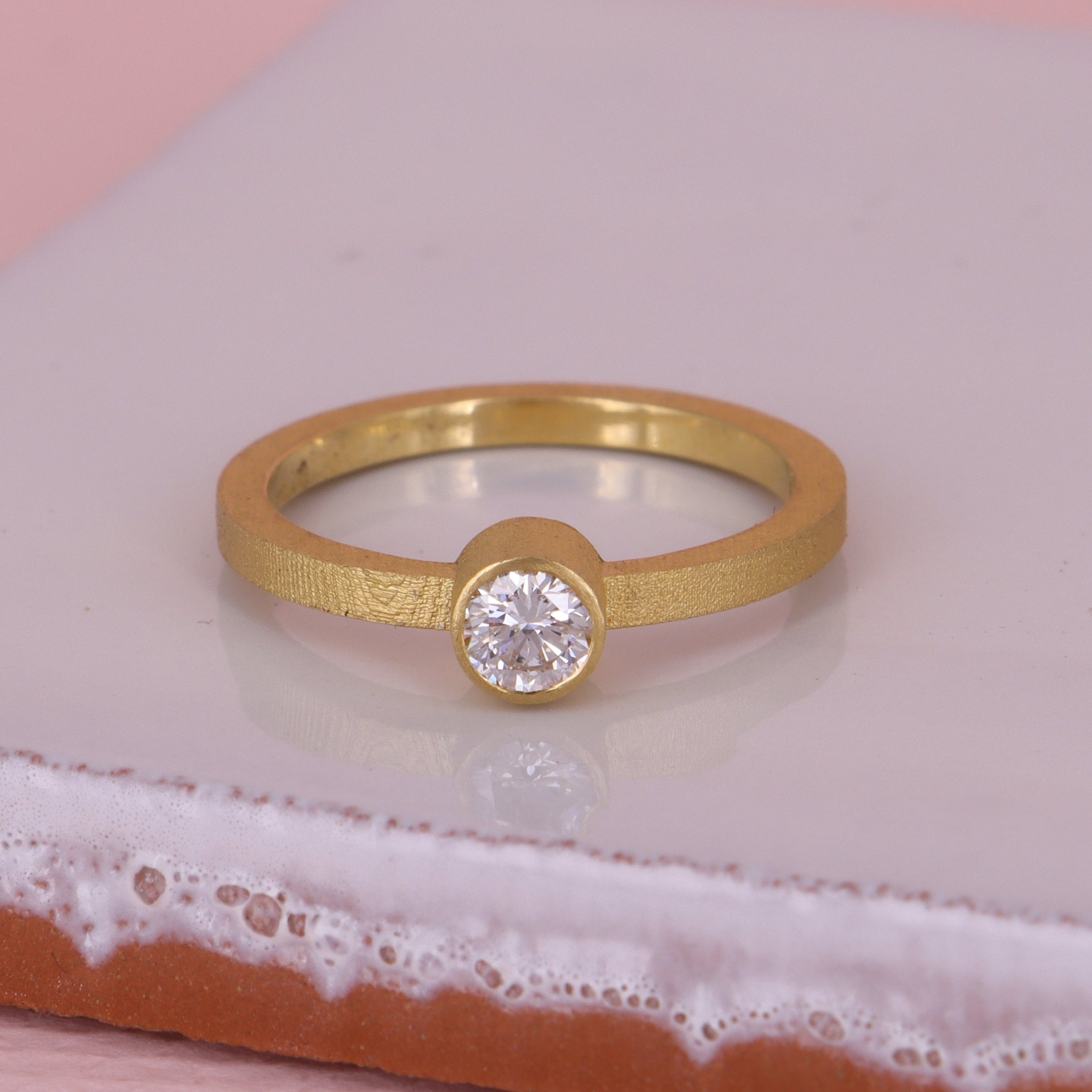 18 kt. - Deluxe ring No.1 - Guldsmedens diamanter - 0,30 ct.
