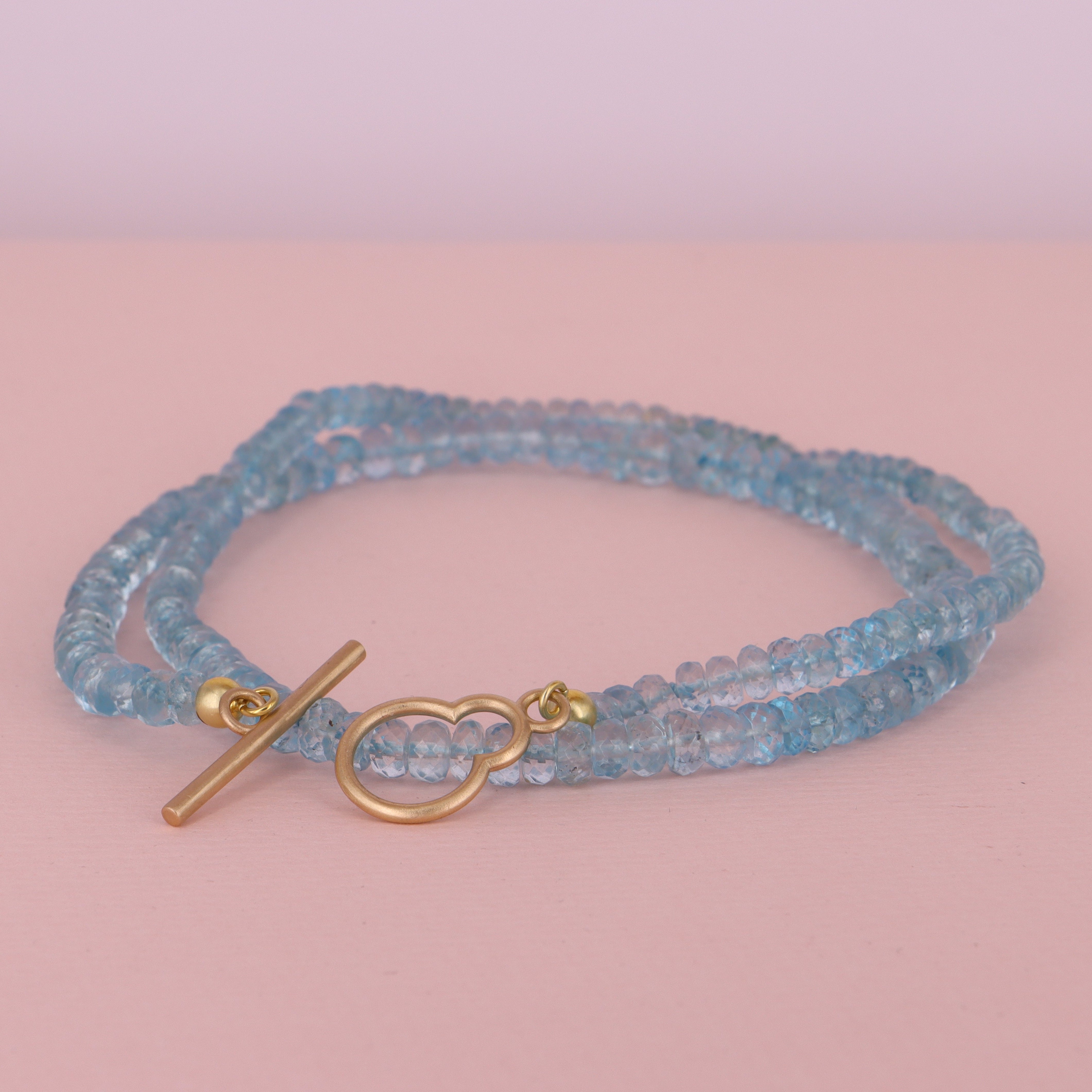 14 kt - No.18 Akvamarin & pærelås. 47 cm