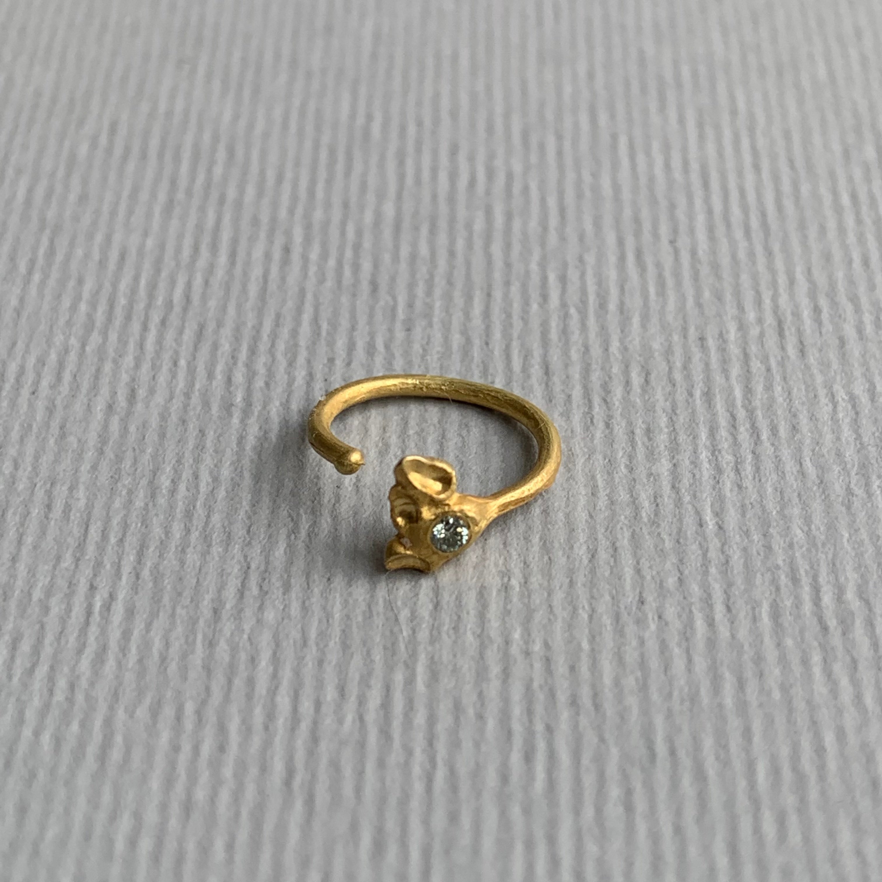 18 kt. guld creol. FALL NO.1 Lime grøn diamant