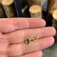 Indlæs billede til gallerivisning HALETUDSE No.4 Græsgrøn turmalin massiv guld
